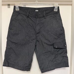 VANS black cargo shorts - size 28